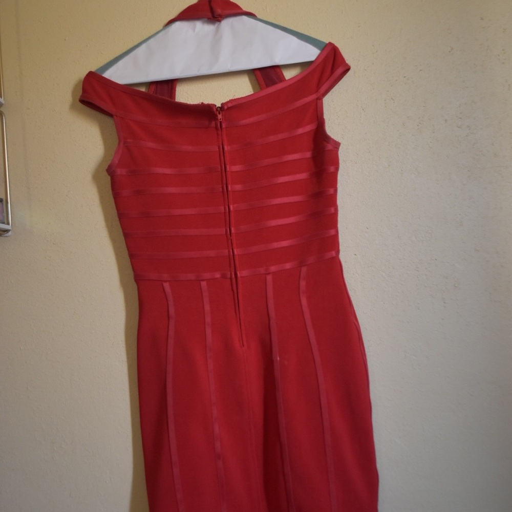 Red Ribbed Dress - Picture 4 of 4